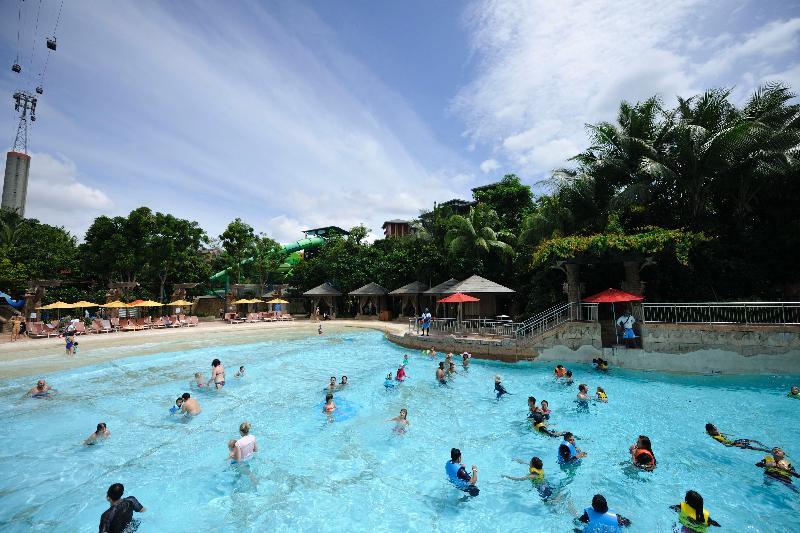 Resorts World Sentosa - Hotel Singapore Eksteriør billede Splash Island